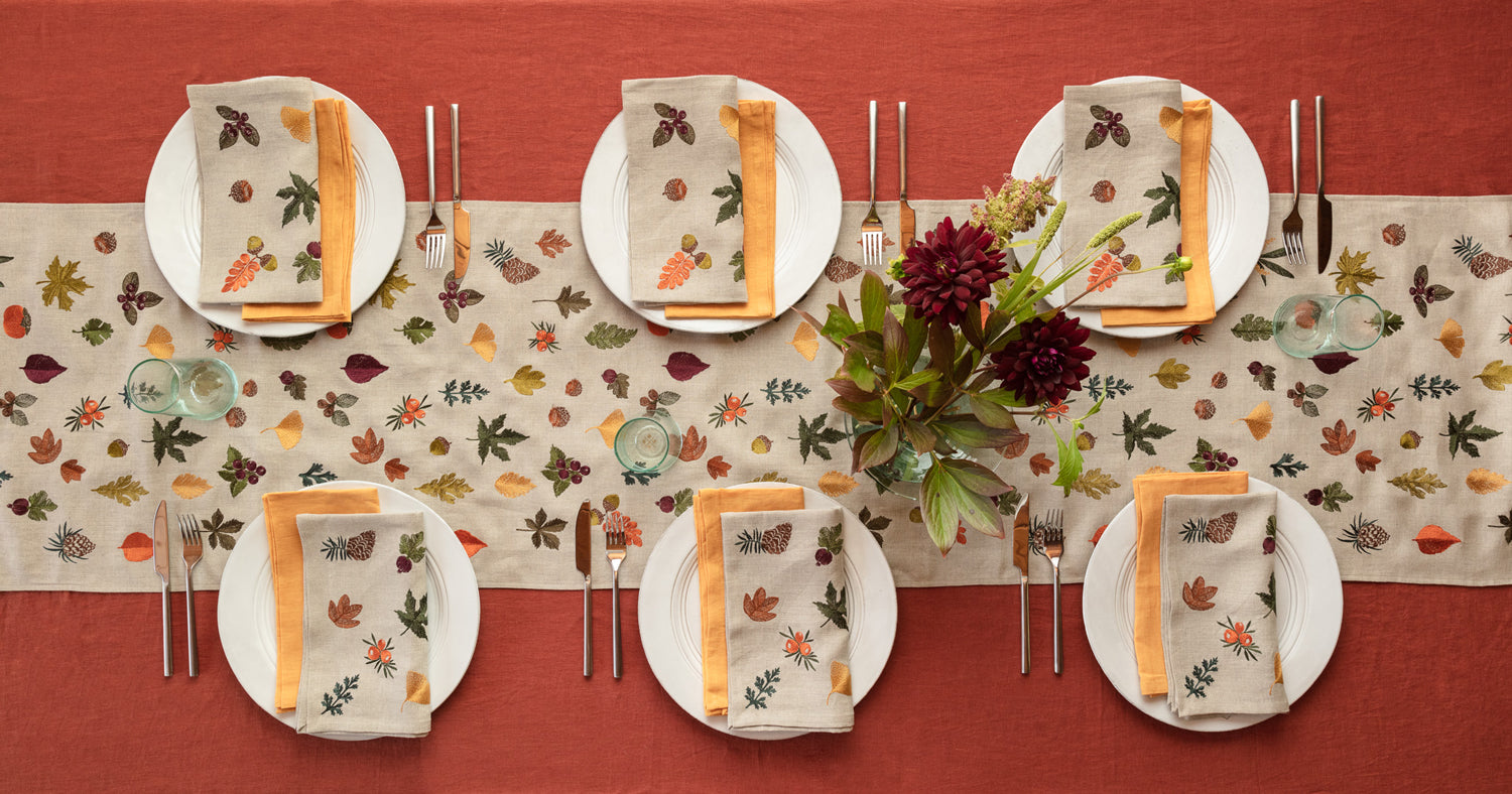 Coral & Tusk Thanksgiving Table Setting