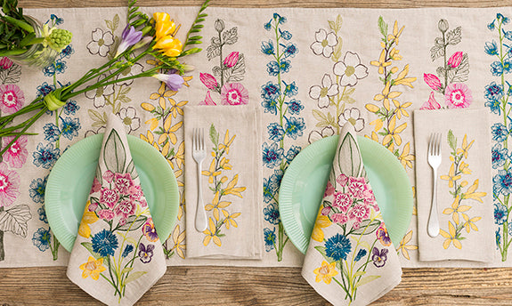 Embroidered Flower Table Runner and Dinner Napkins