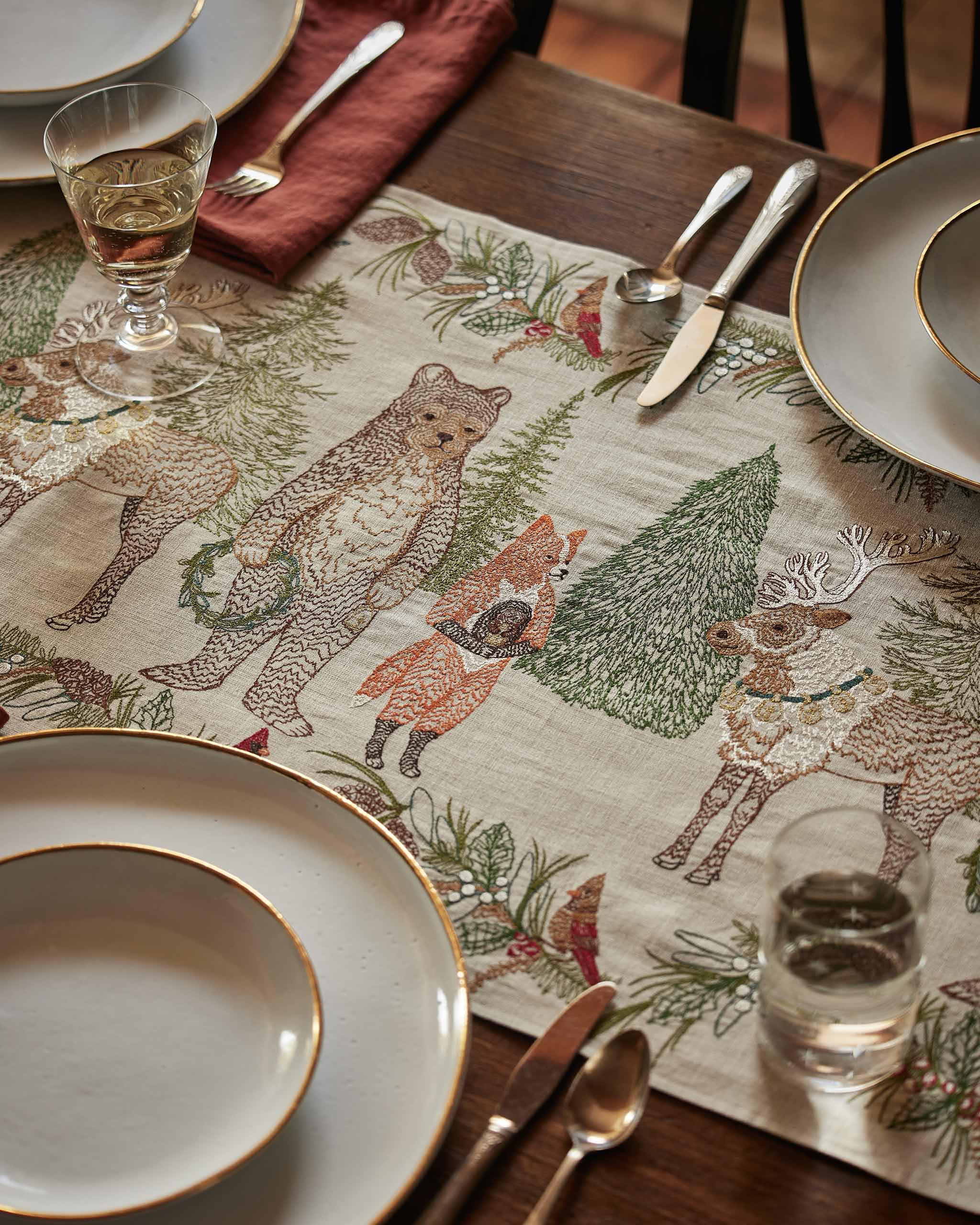 Christmas Cheer Table Runner | Coral & Tusk