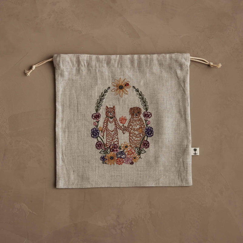 Cat and Dog Friends Garland Drawstring Bag