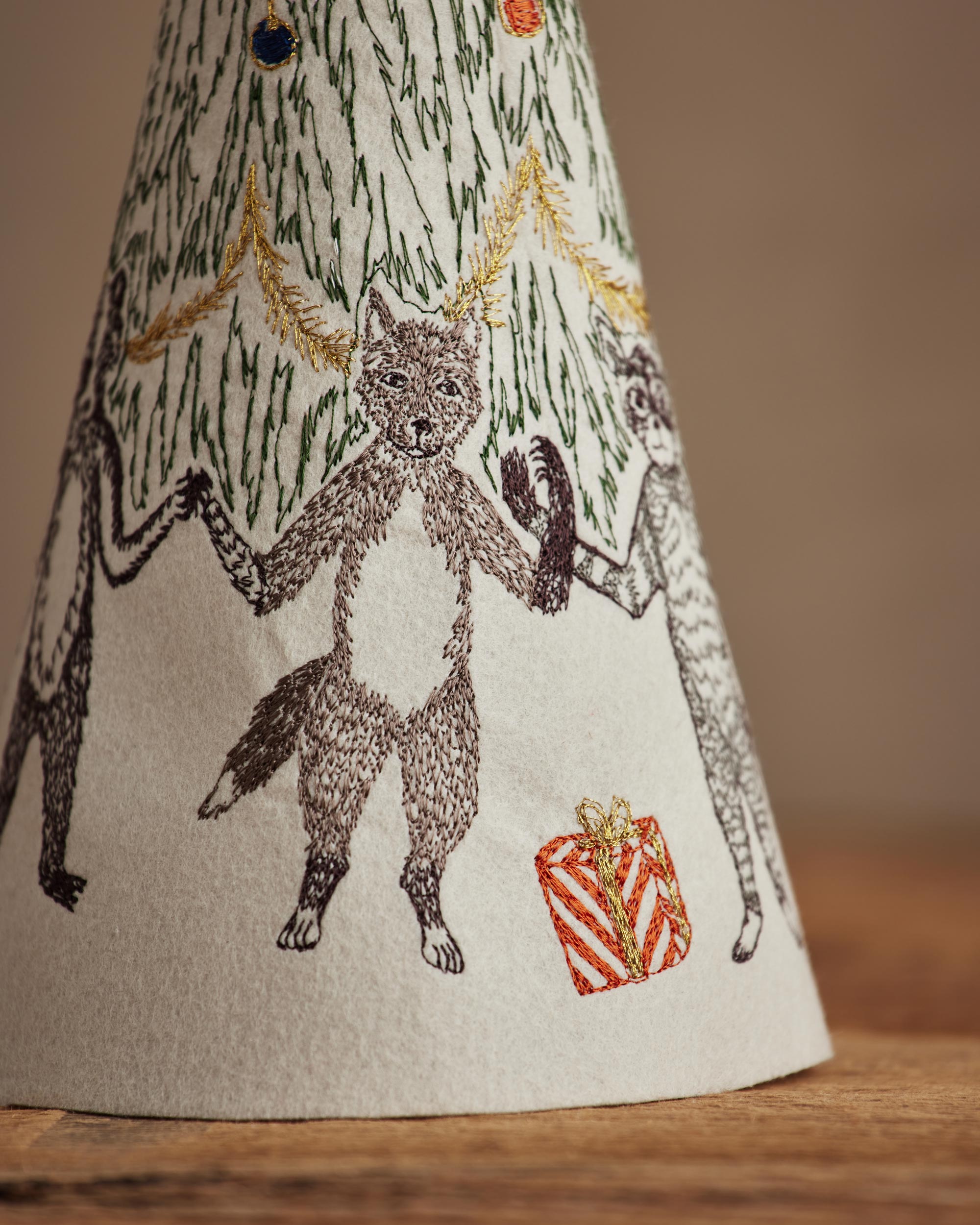 【新品】coral & tusk クッションカバー Christmas Tree Christmas Tree Sled Pillow | Coral & Tusk