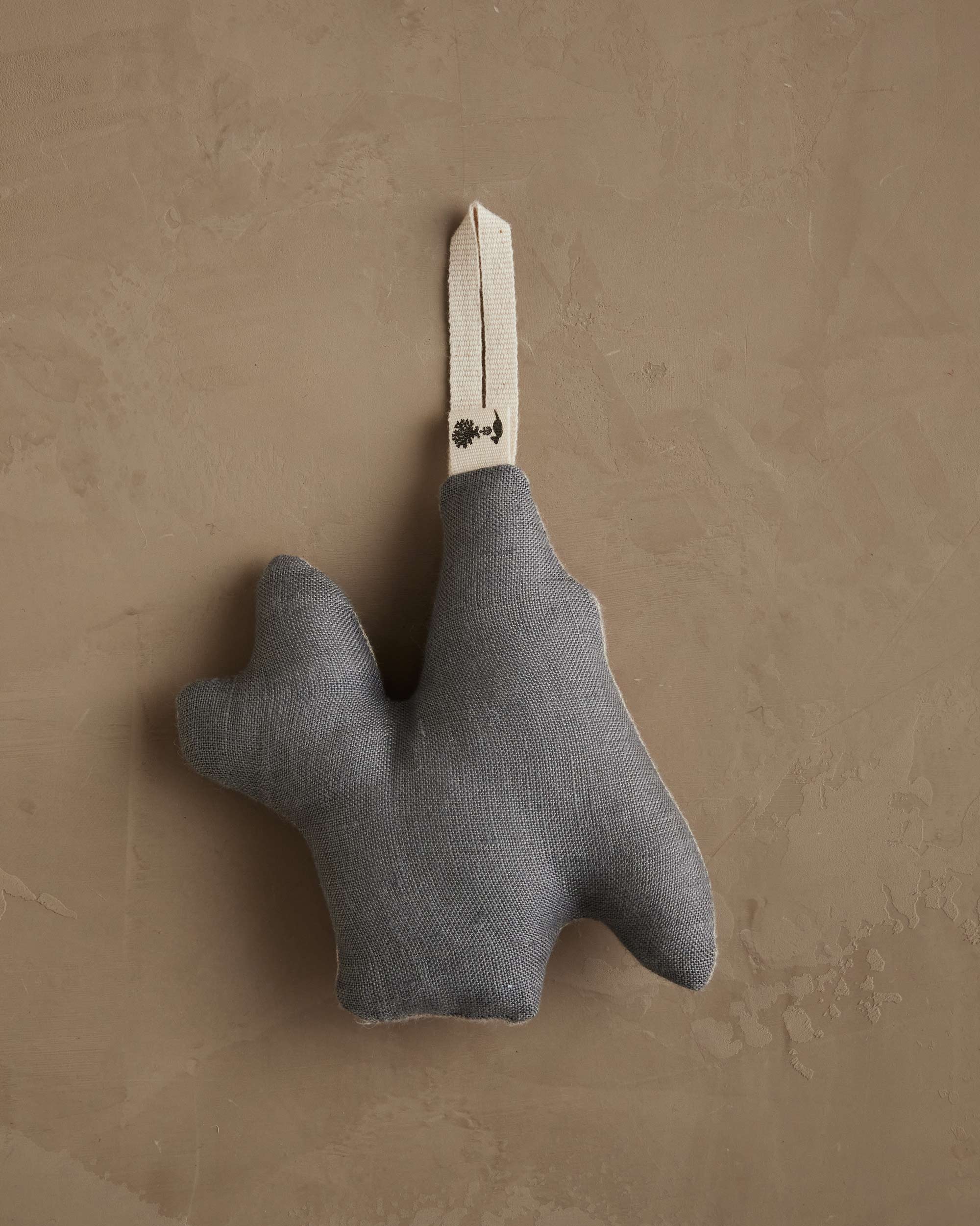 Coral & Tusk Cardinal Ornament - Thumbnail 2