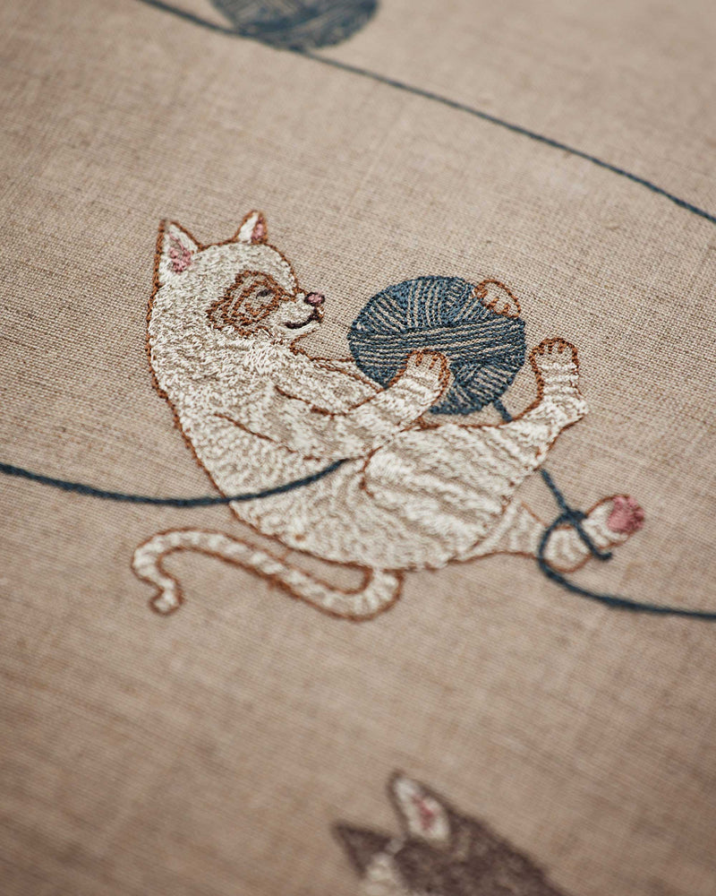 CORAL & TUSK Playful Cats コーラルアンドタスク Playful Cats Pillow | Coral & Tusk