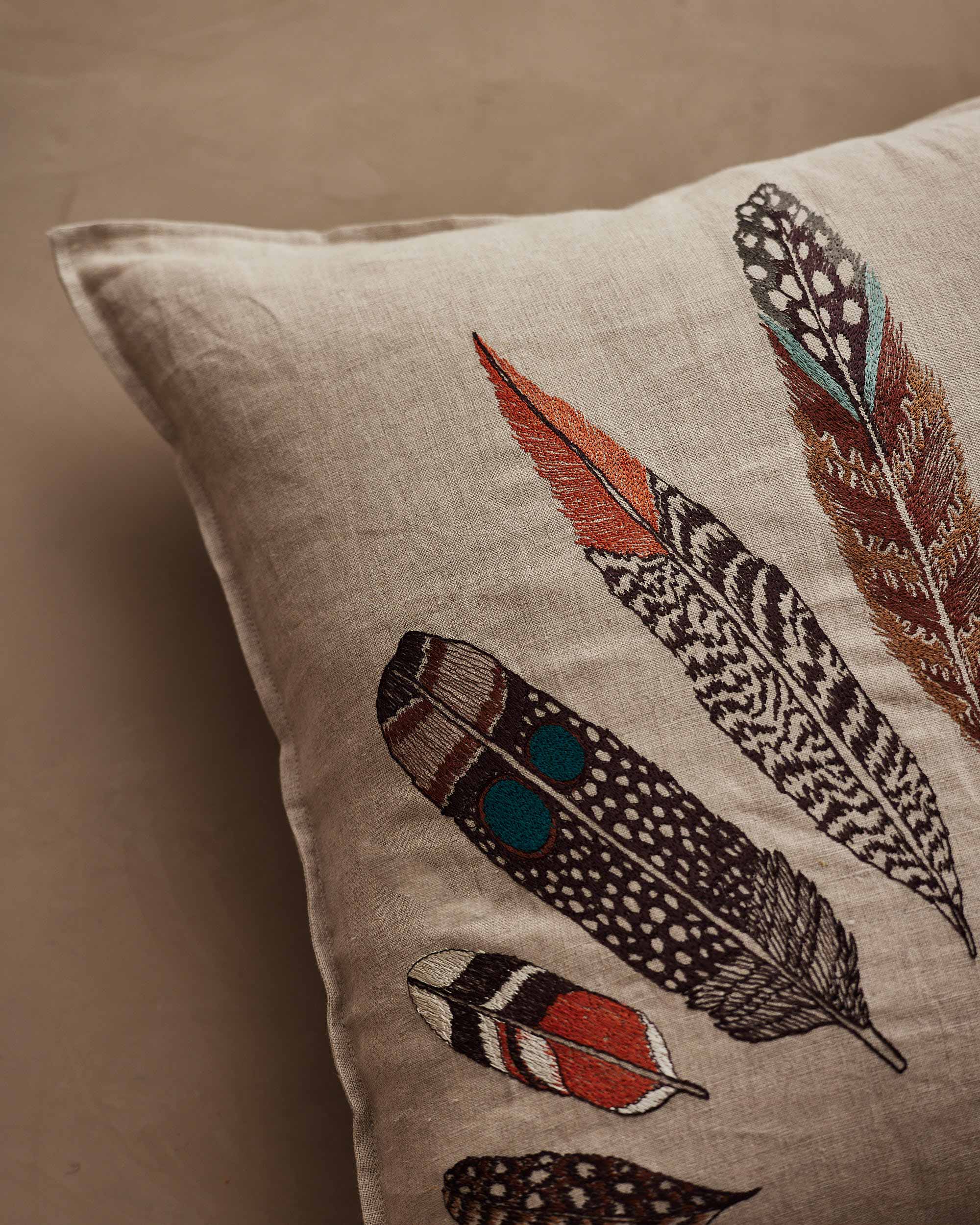 Plumes Fan Pillow