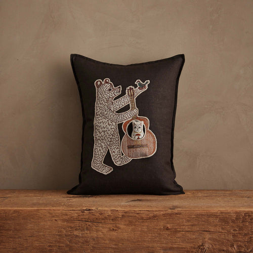 【新品】Coral & Tusk x TRUCK クッションカバー　クマ Coral＆Tusk × TRUCK | TRUCK FURNITURE