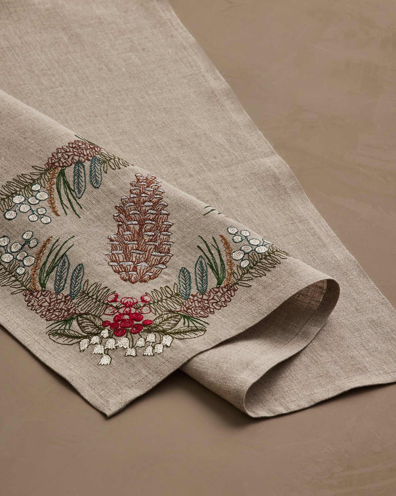Pinecone Garland Dinner Napkin