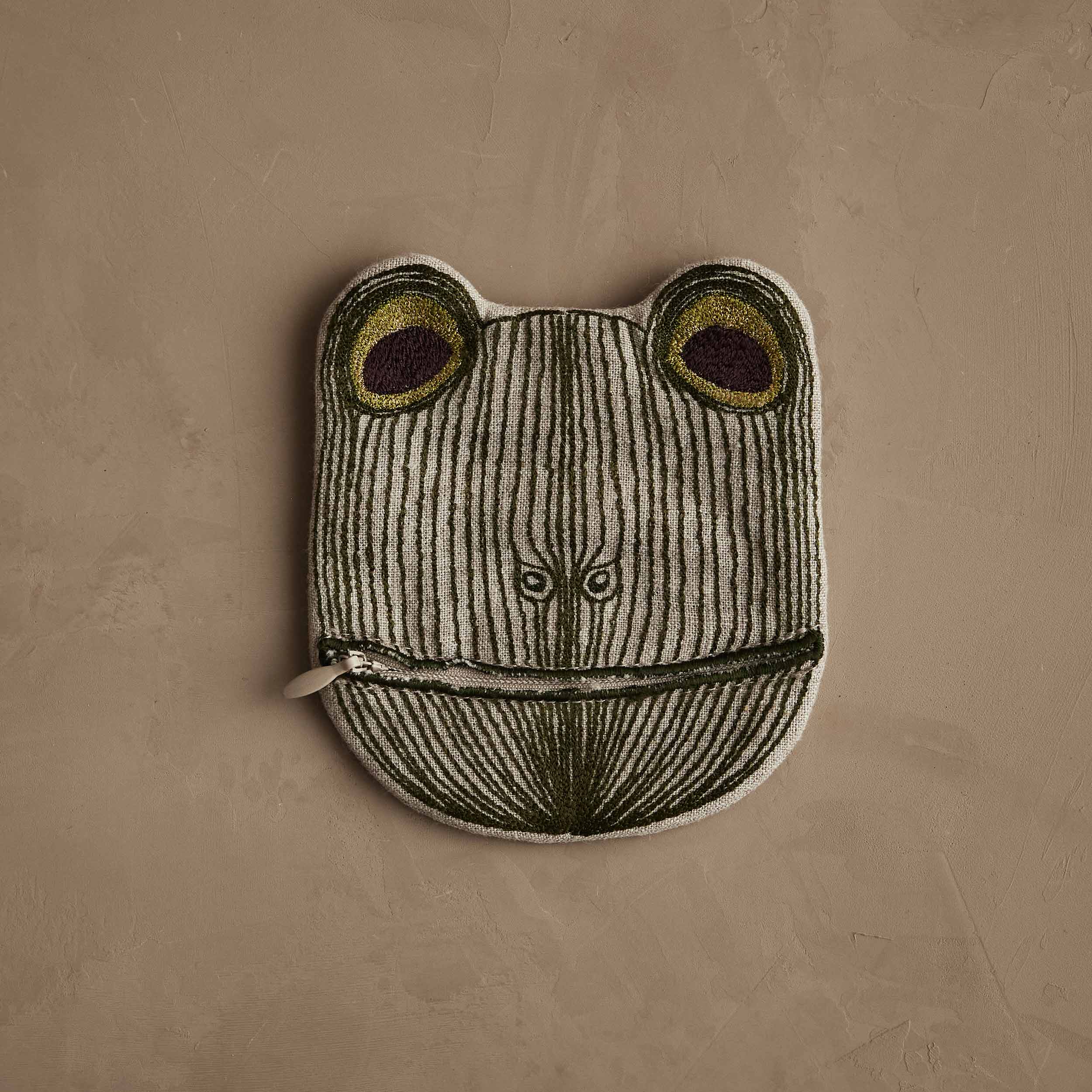 Lucky Frog with Bell Pouch