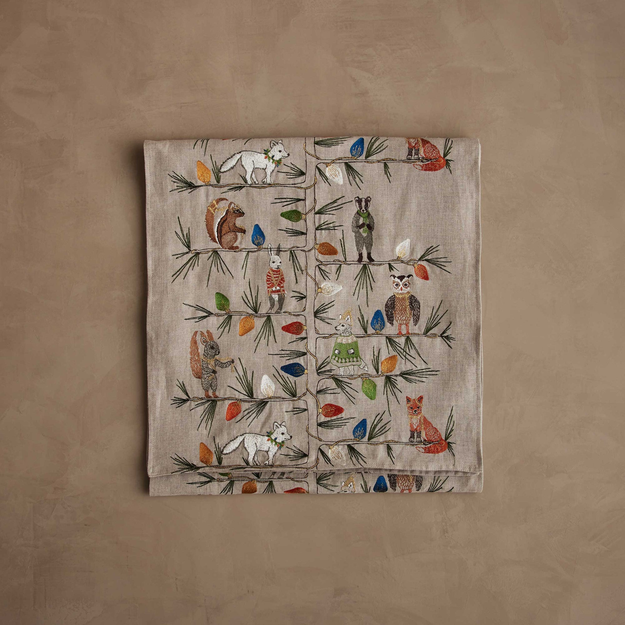 Christmas Tree Trimmers Table Runner