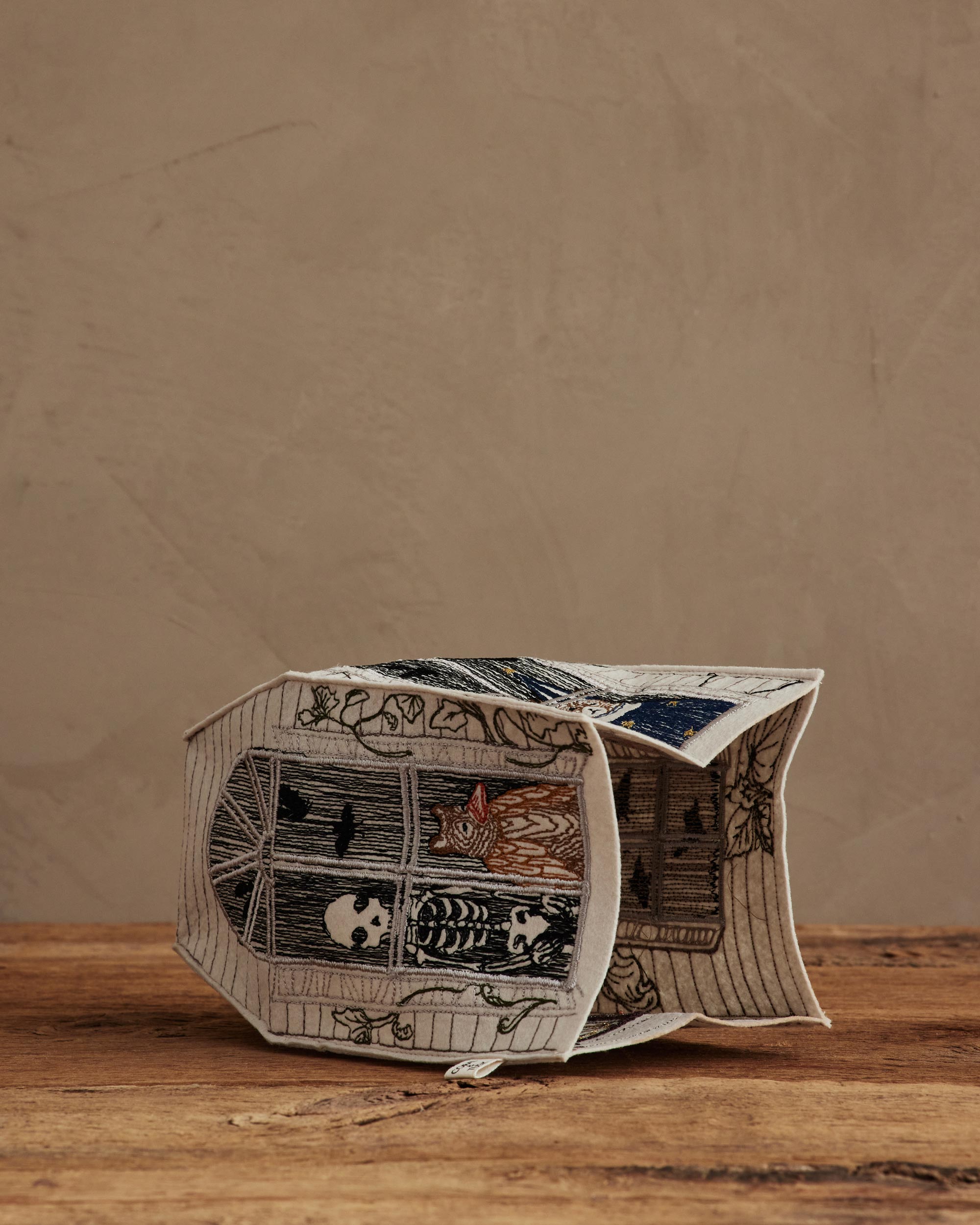 Haunted House Tissue Box Cover