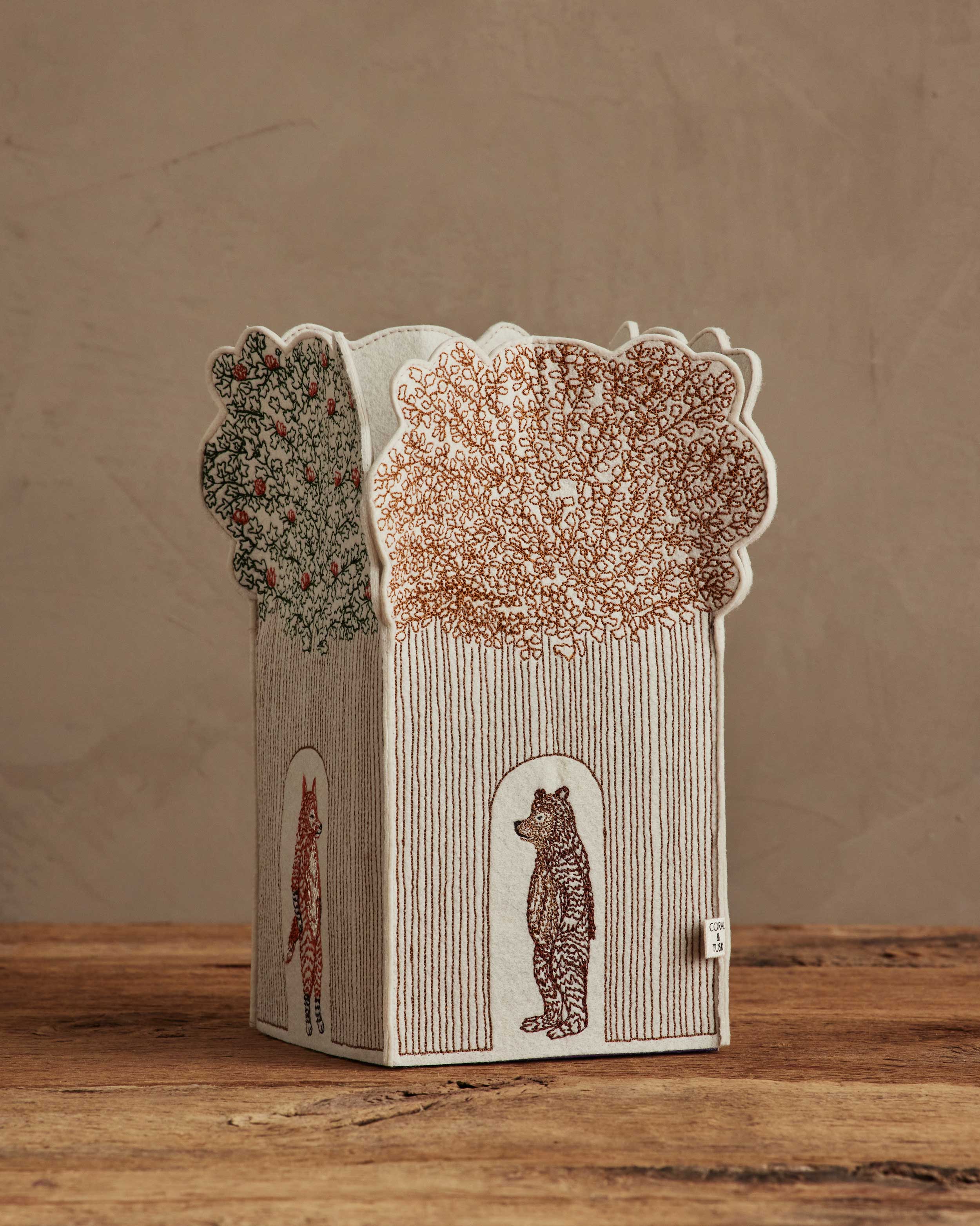 Treehouse Tissue Box Cover