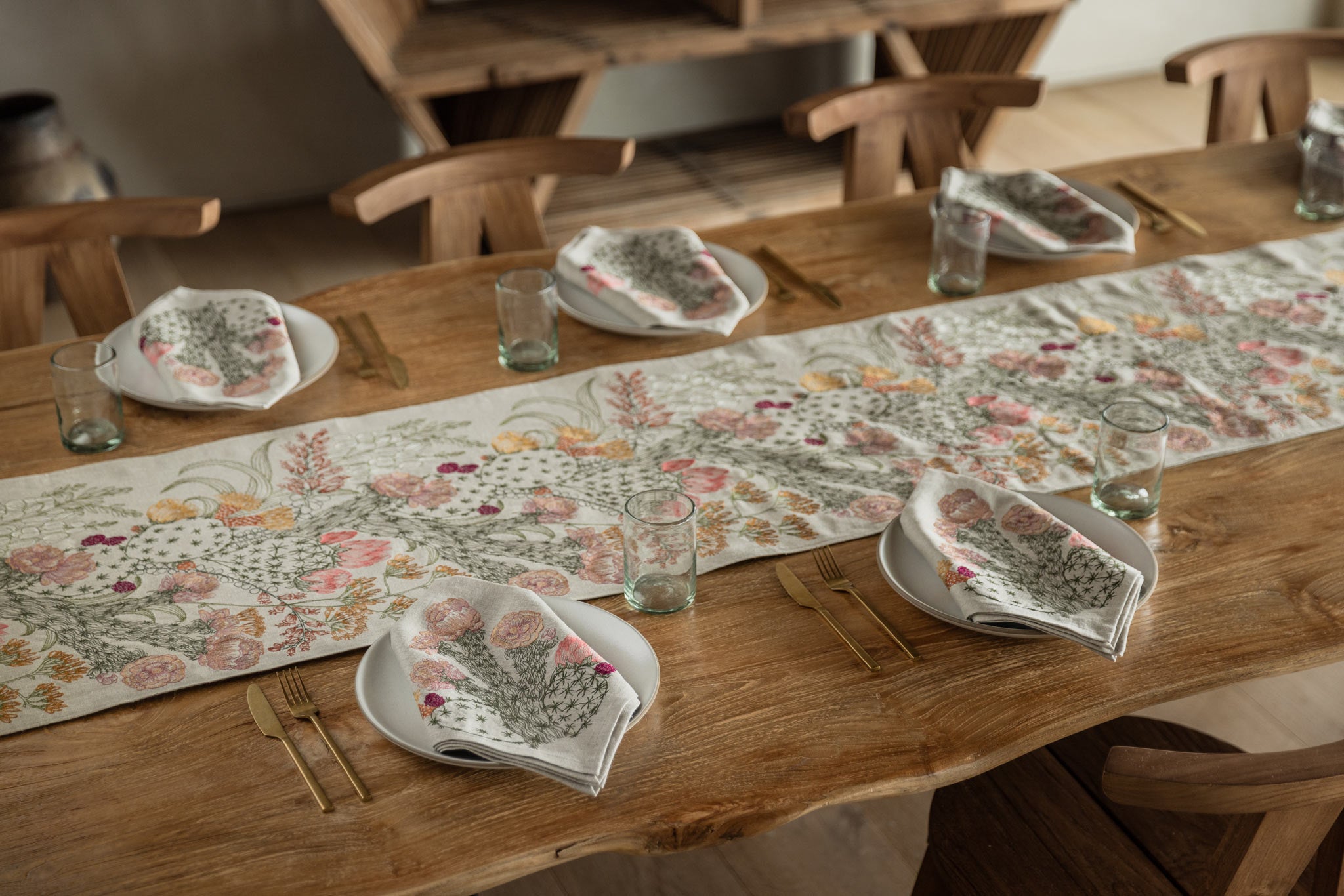 Desert Blooms Table Runner | Coral & Tusk