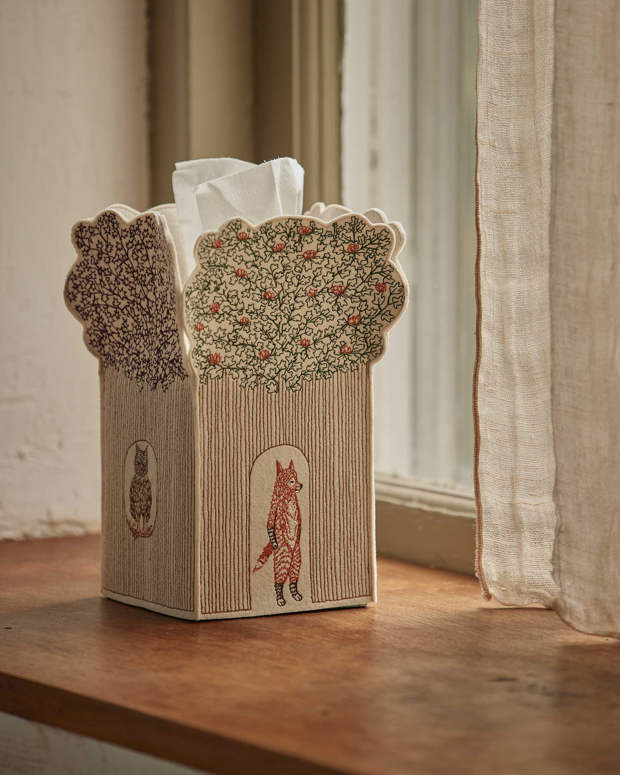 Treehouse Tissue Box Cover