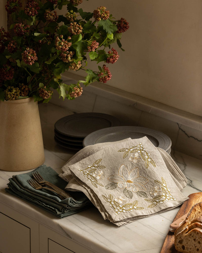 Magnolia Dinner Napkin
