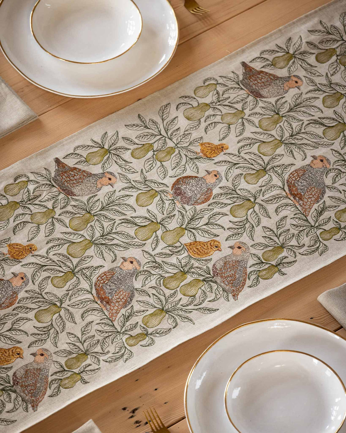 Partridge in a Pear Tree Table Runner