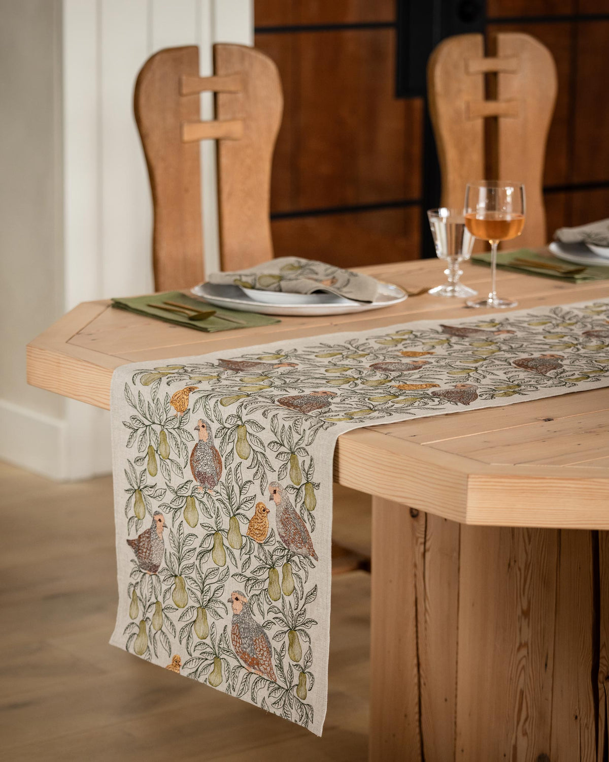 Partridge in a Pear Tree Table Runner