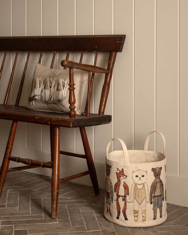 Pocket Dolls Bucket