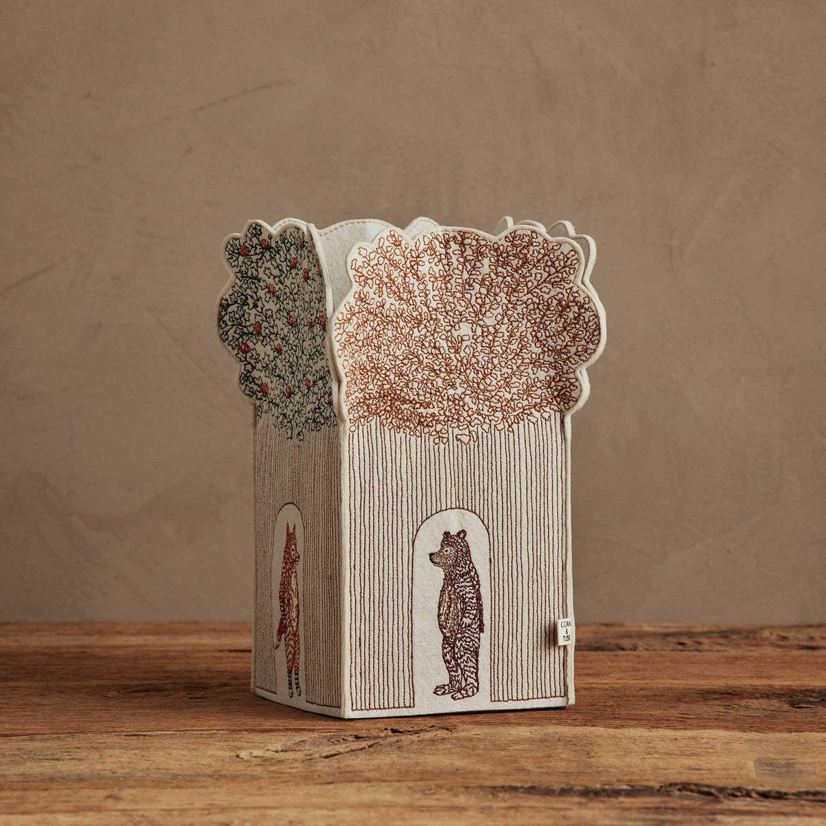 Treehouse Tissue Box Cover