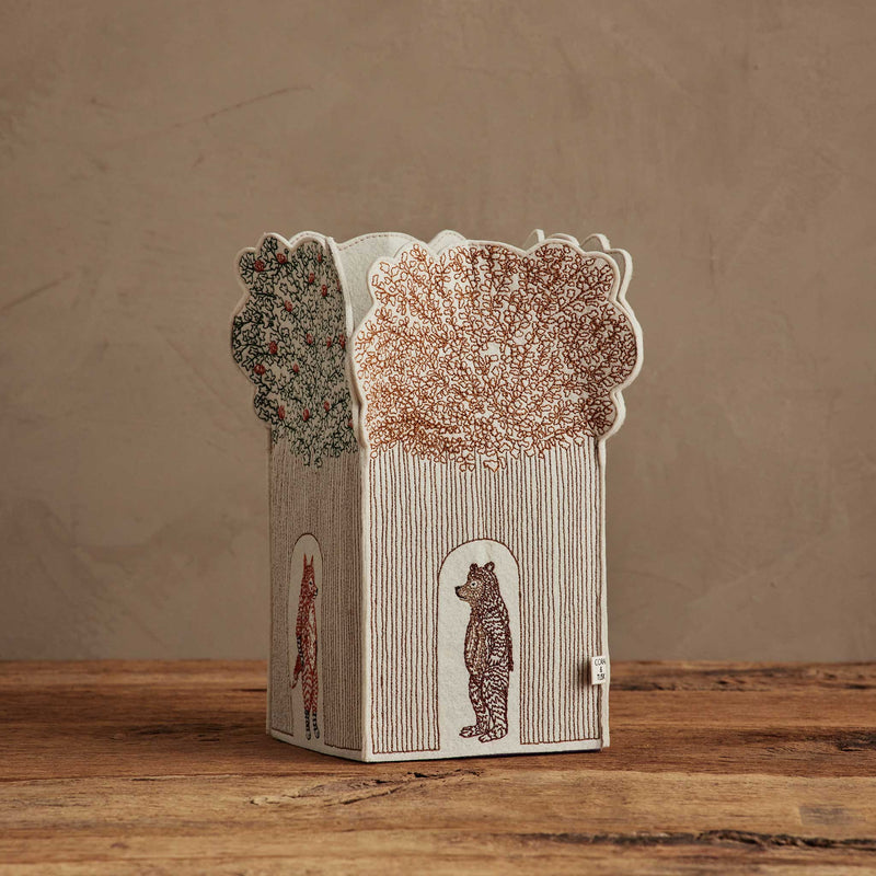 Treehouse Tissue Box Cover