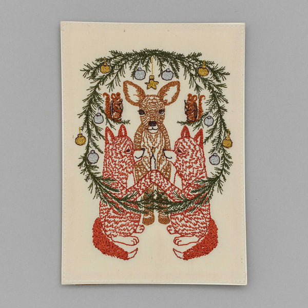 【超お買い得！】 Embroidered Tusk & Coral | Decor Home 装飾材料