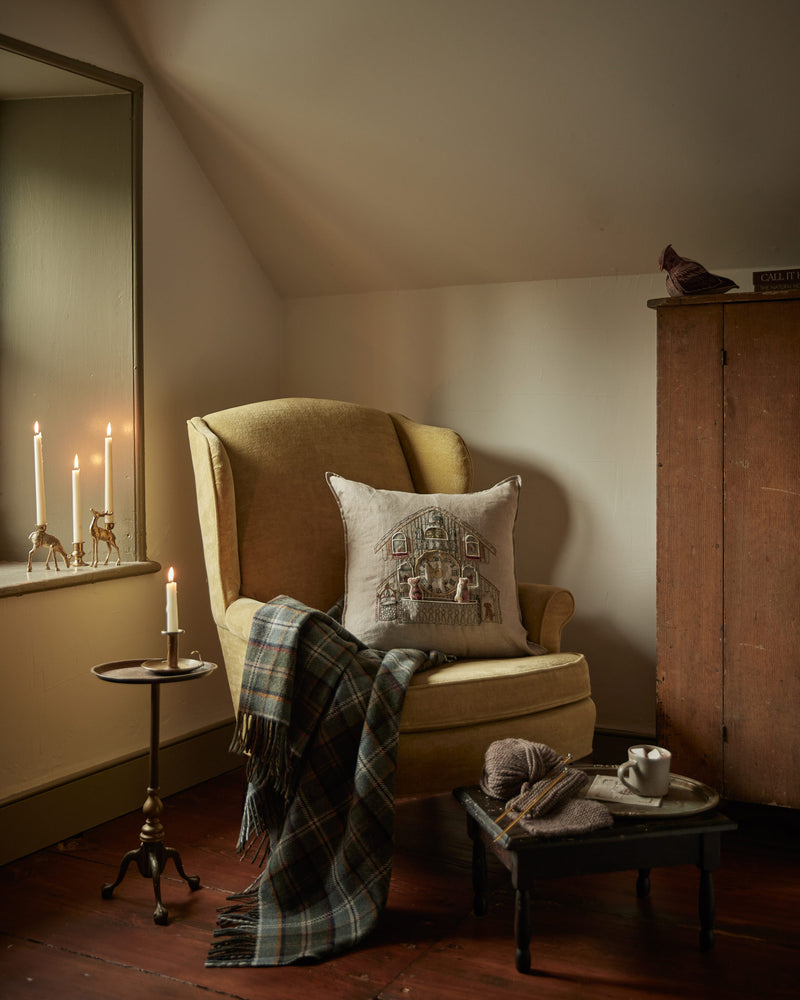 Christmas Clock Pocket Pillow