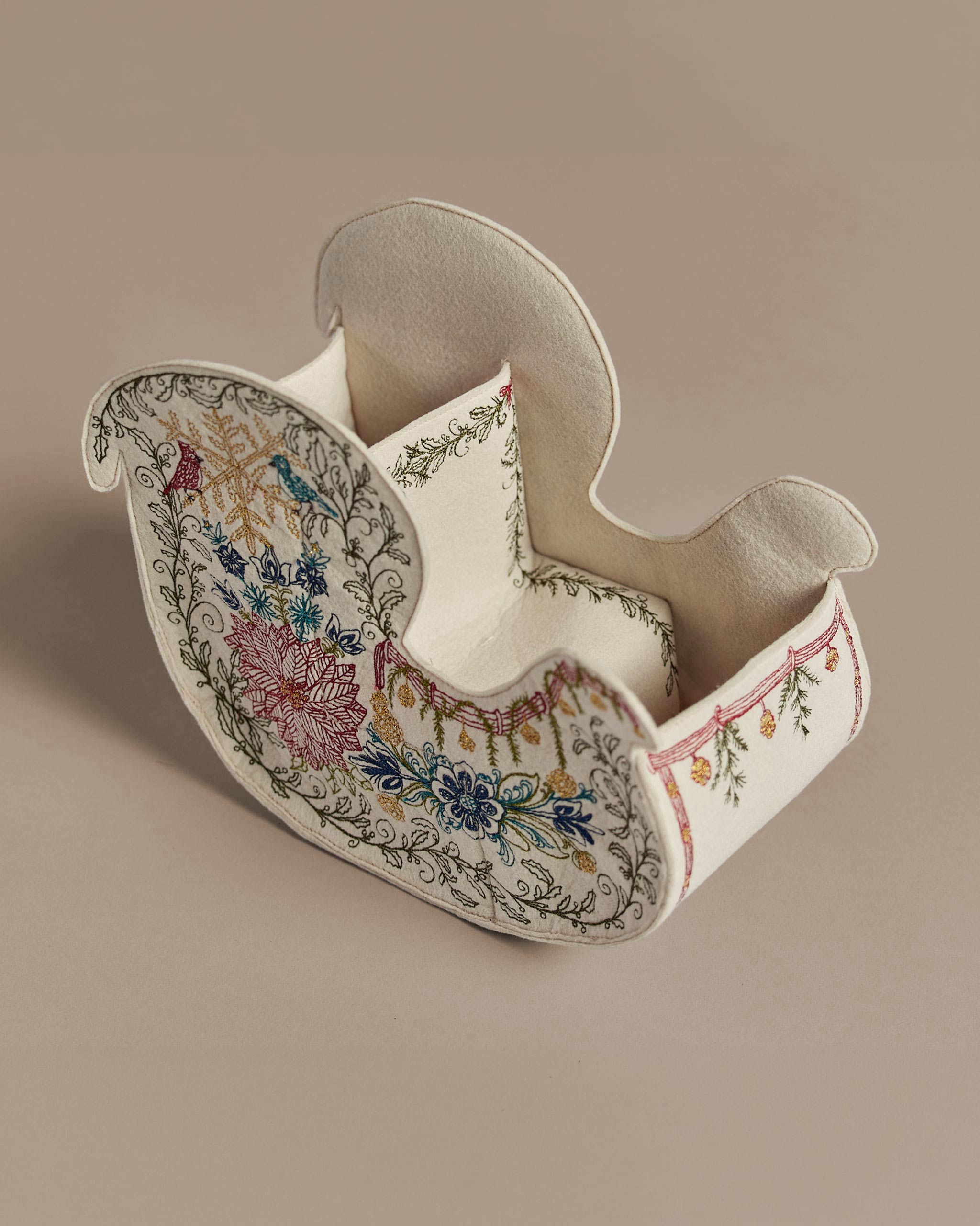 Christmas Sleigh | Coral & Tusk