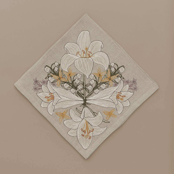 Lily Bouquet Dinner Napkin