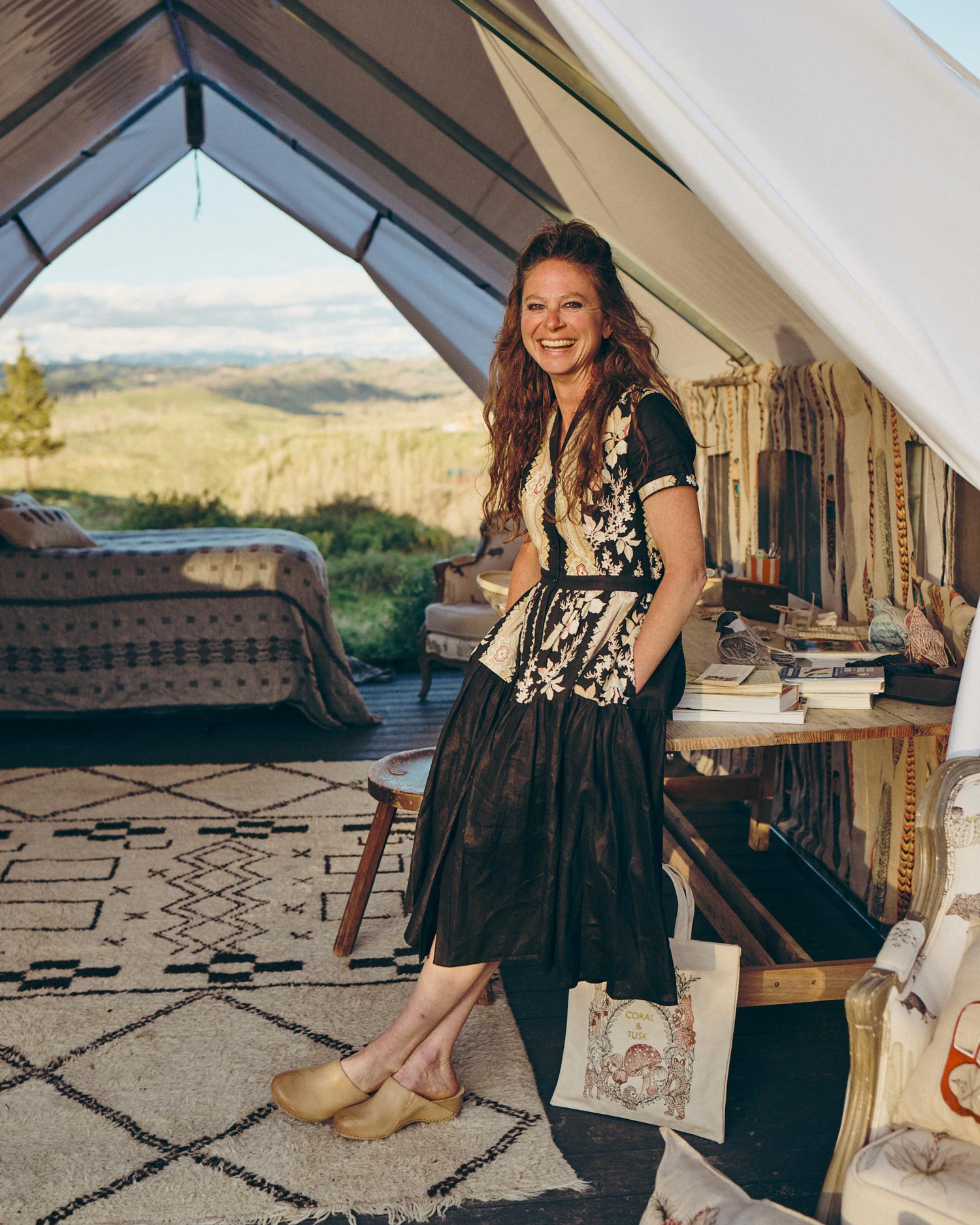 コーラルアンドタスク　作品集　海外版 CORAL & TUSK コーラル＆タスク15年間のものづくり – Craftie