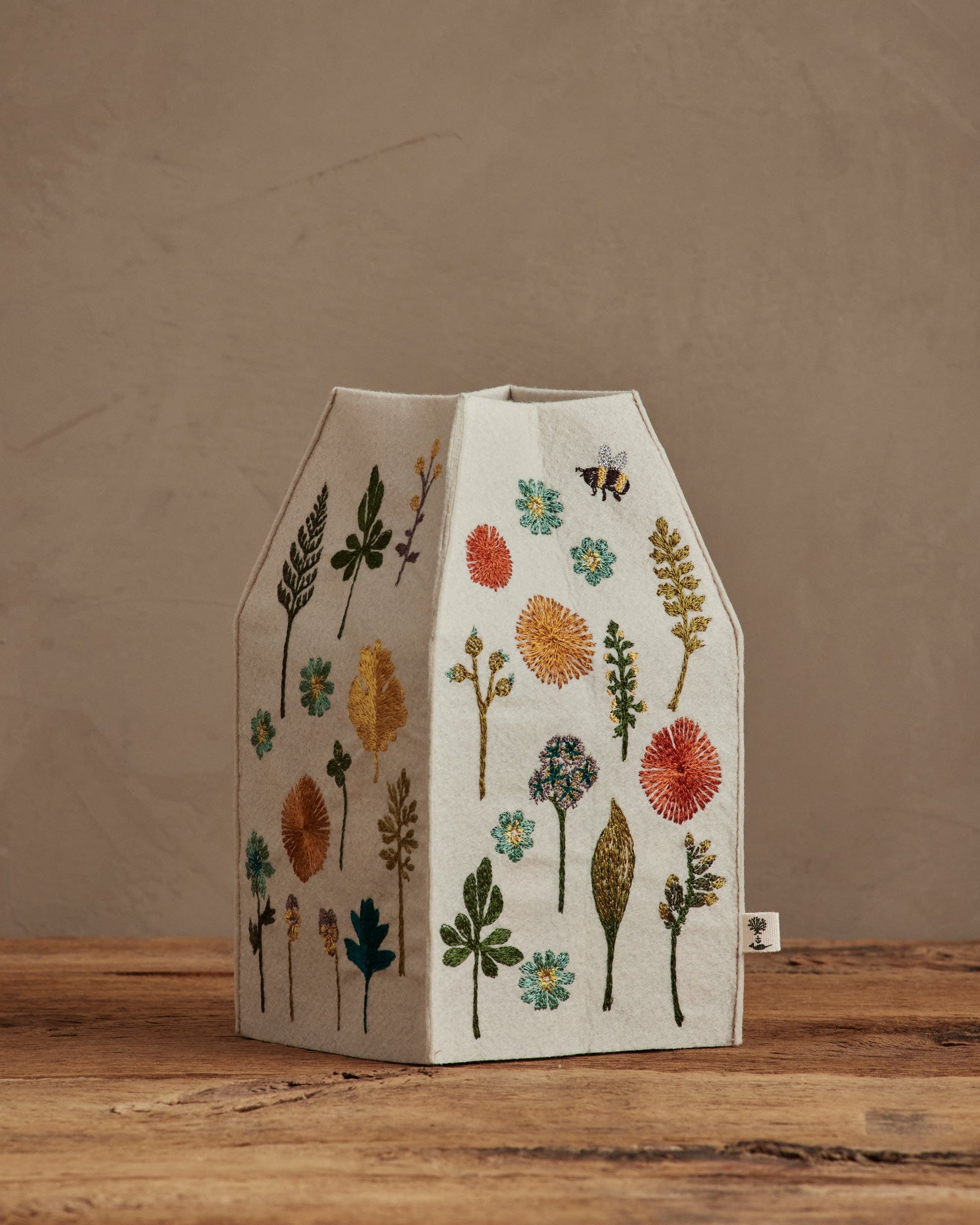 Coral & Tusk ガーデン ポケットティッシュカバー Garden Tissue Box Cover | Coral & Tusk