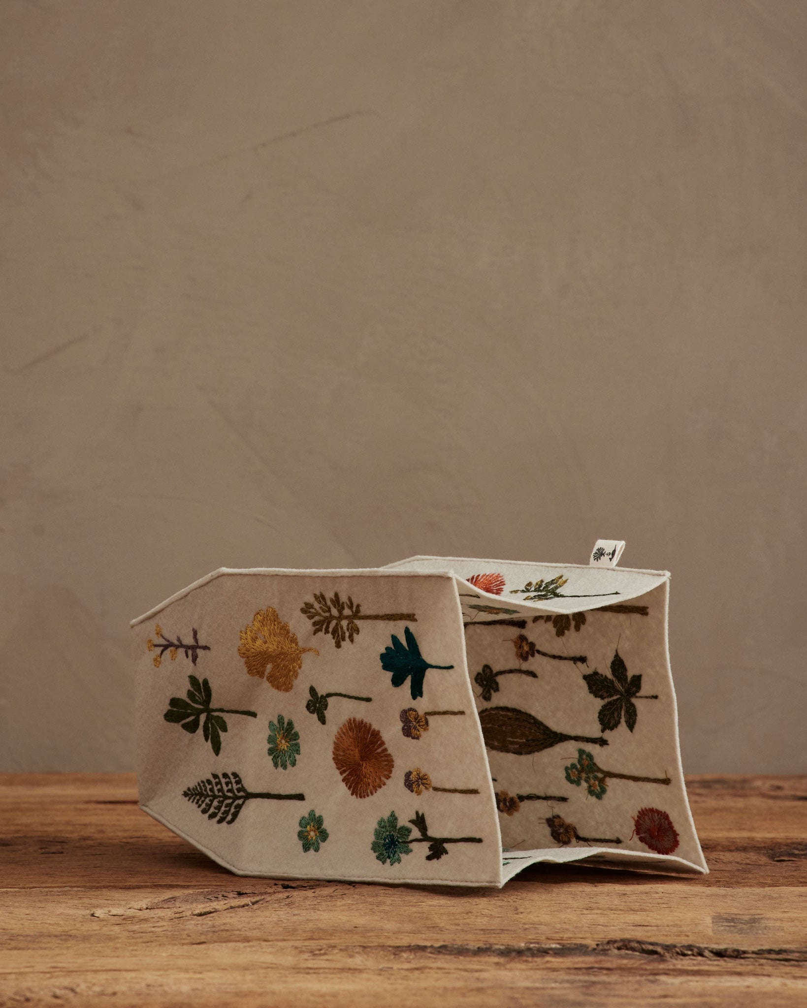 Garden Tissue Box Cover | Coral & Tusk