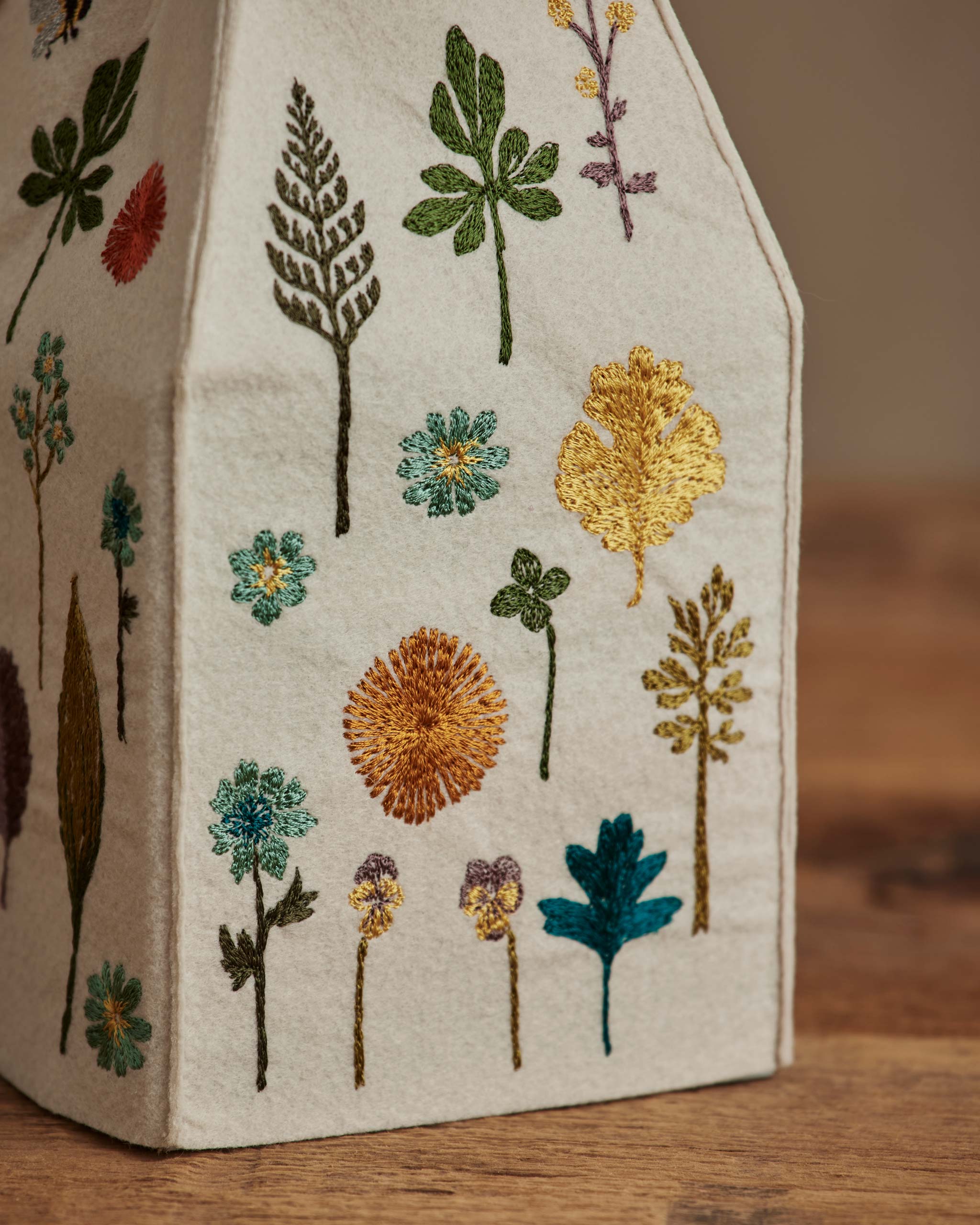 Coral & Tusk Garden Tissue Box Cover