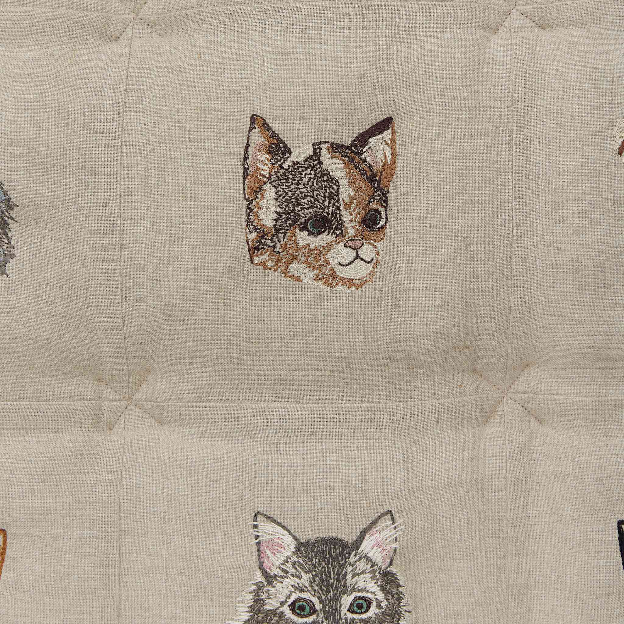 完売 Cats Quilt | Coral & Tusk クッションカバー