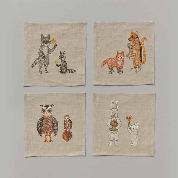 Coral & Tusk Woodland Animals 刺繍ファブリック②-