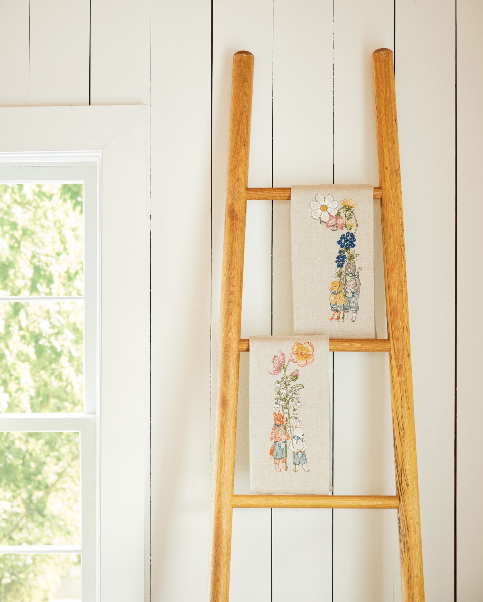 新作グッ Parade Spring Lily Tusk & Coral | Towel Tea テーブル用品
