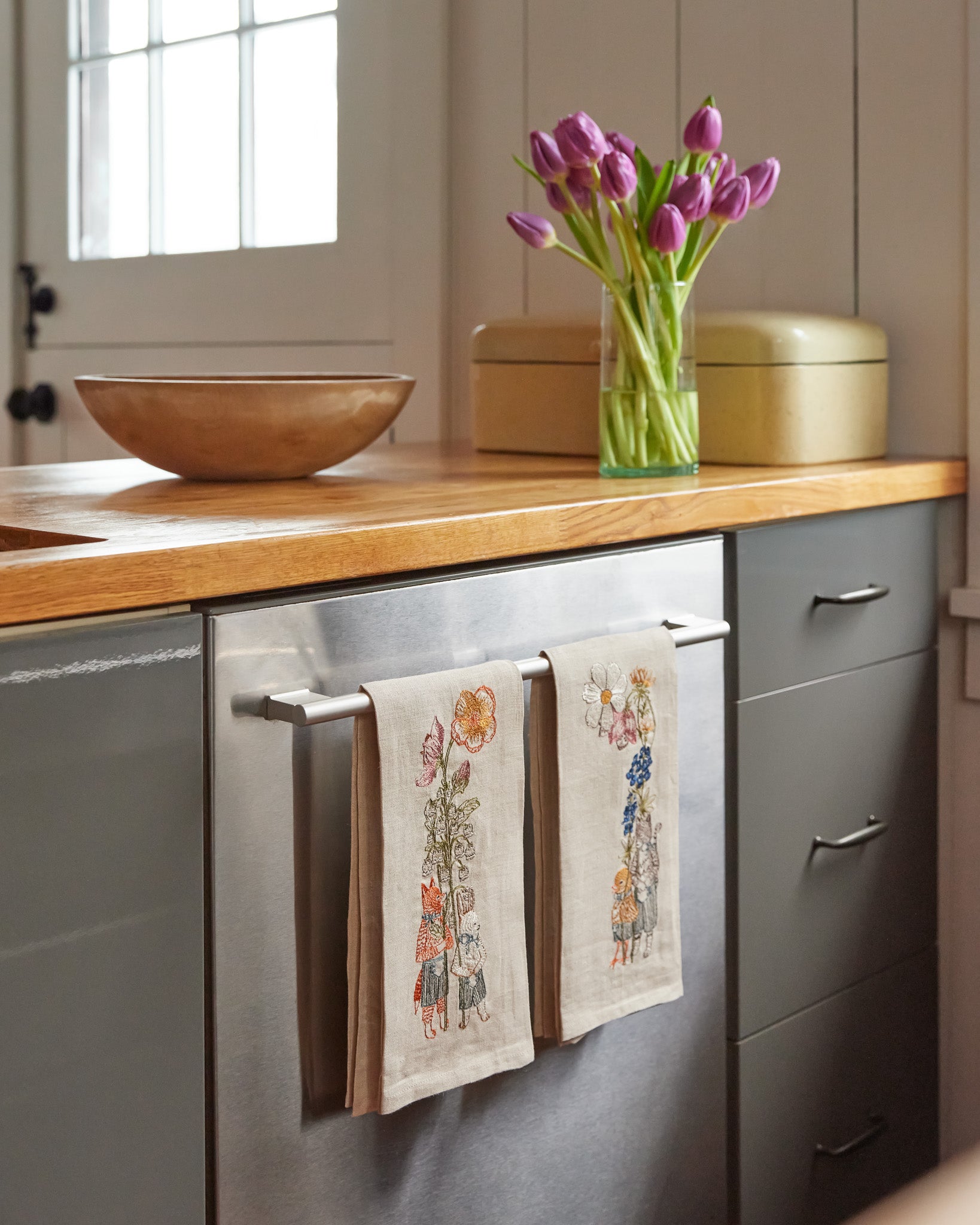 Spring Parade Lily Tea Towel